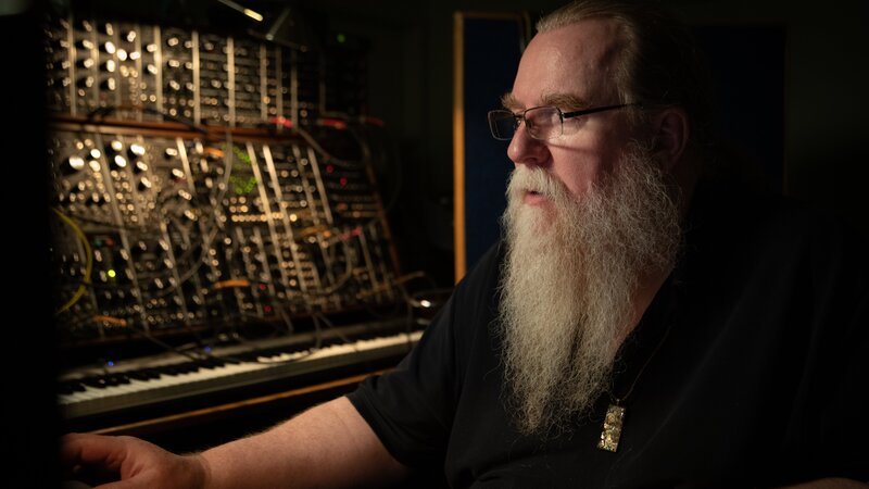 Forensischer Audioexperte Kurt Riemann – Bild: Discover Images