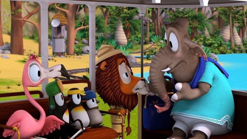 Lionel (Löwe) kommt völlig übermüdet zur Bahn. – Bild: ZDF/​Gaumont Animation/​PP Animation III Inc.
