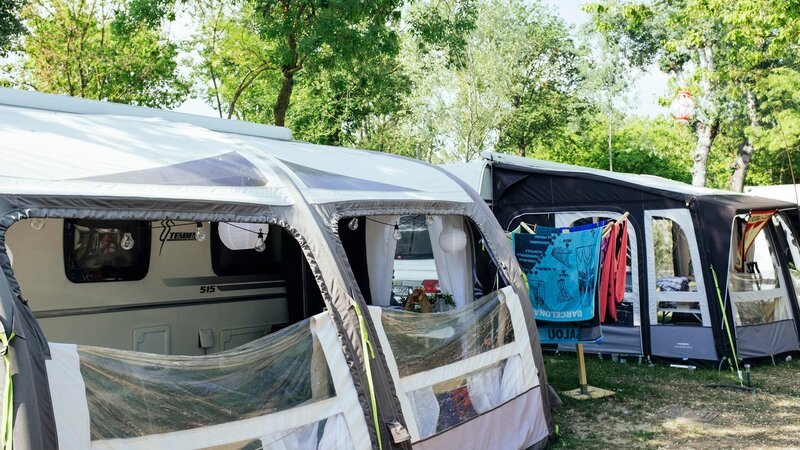 Neue Geschichten von dem größten Campingplatz Europas – dem Marina di Venezia in Italien! – Bild: RTLZWEI