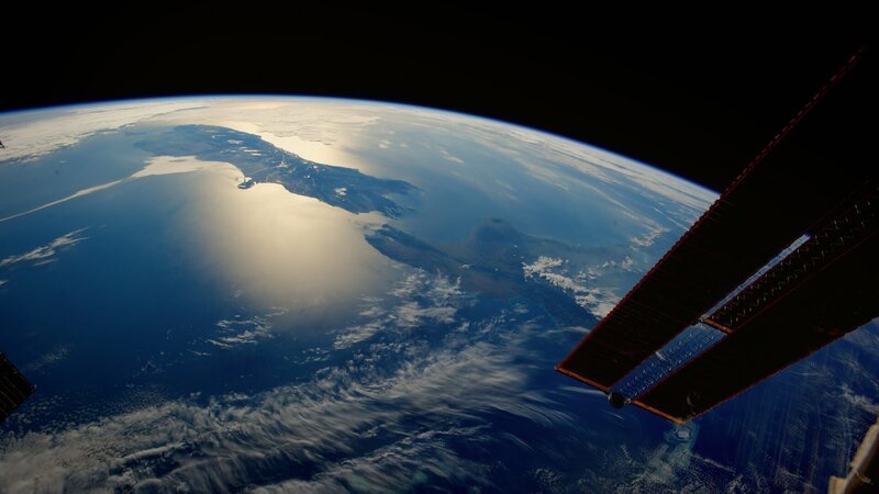 VFX enhanced Earth view from the International Space Station.  (credit:  NASA) – Bild: NASA /​ NASA