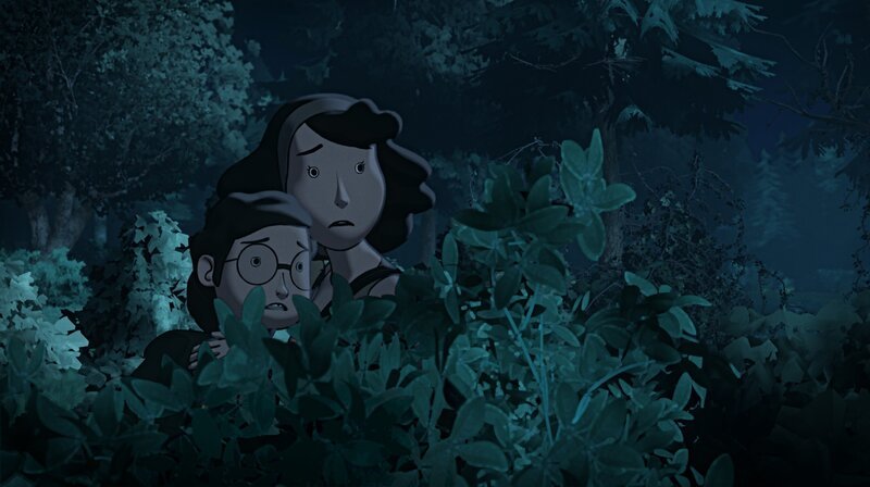 Sophie und Kati verstecken sich hinter einem Gebüsch vor den Grenzsoldaten. – Bild: MDR/​WDR/​SWR/​Balance Film/​Lutterb /​ MDR/​HA Kommunikation