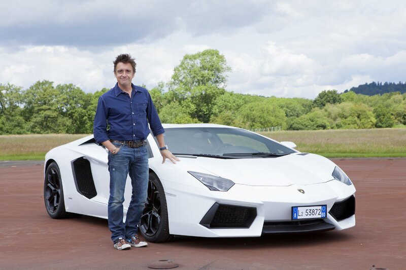 Richard Hammond testet den V12 Lamborghini Aventador auf der Top Gear-Teststrecke. – Bild: Mediengruppe RTL