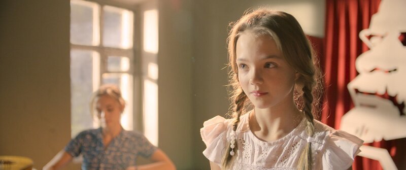 Anastasiyka Sergushina (Maria Abramova) – Bild: RTL /​ Auf in den Sommer