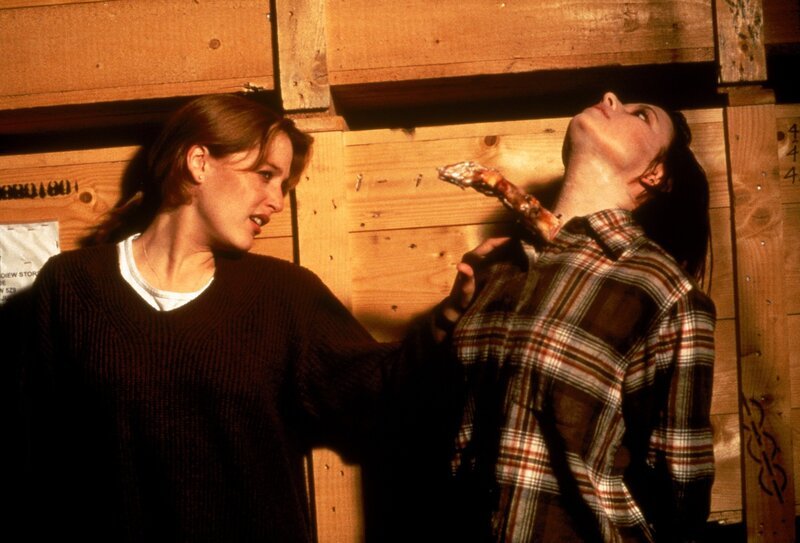 Dana Scully (Gillian Anderson, l.) – Bild: ProSieben MAXX