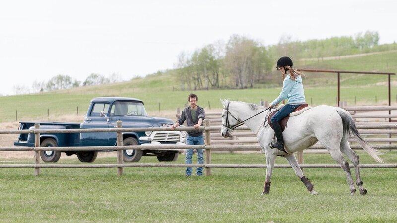 Dom (George Tchortov), Amy Fleming (Amber Marshall) – Bild: MG RTL D