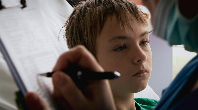 Mit 13 bekam Max eine neue Niere. – Bild: BR/​HR