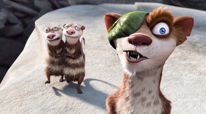‚Ice Age 3 – Die Dinosaurier sind los‘, Die Mammuts Manni und Ellie erwarten Nachwuchs. Sid findet ein verlassenes Nest und wird von der Tyrannosaurus Rex-Mama in eine unterirdische Welt verschleppt. – Bild: ORF