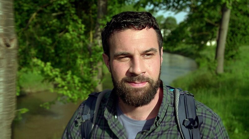 Steffen König an der Rems. – Bild: SWR