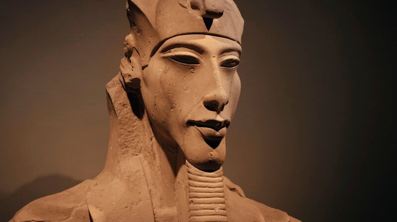 Echnaton, einer der rätselhaftesten und faszinierendsten Pharaonen des Alten Ägypten. – Bild: phoenix/​ZDF/​Pernel Media