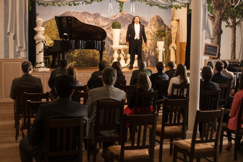 Manolito (Manolito Mario Franz, hinter) – Bild: Leonine /​ Chris Hirschhäuser