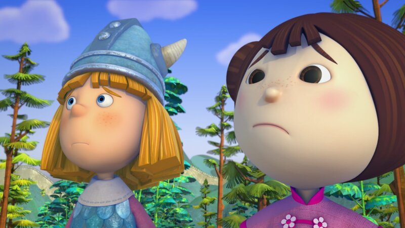 Wickie und Mingzhu müssen das Drachenboot wieder flott machen. – Bild: studio100media /​ ZDF und studio100media