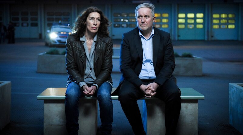 Bibi Fellner (Adele Neuhauser) und ihr Kollege Moritz Eisner (Harald Krassnitzer) – Bild: PLURIMEDIA (ARD Degeto /​ ORF/​ Hubert Mican)