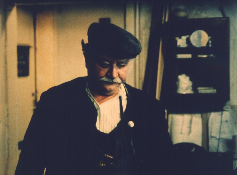 Meister Eder (Gustl Bayrhammer). – Bild: BR/​Infafilm