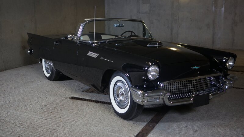 Ford Thunderbird. – Bild: Discovery Communications /​ Pete Dadds
