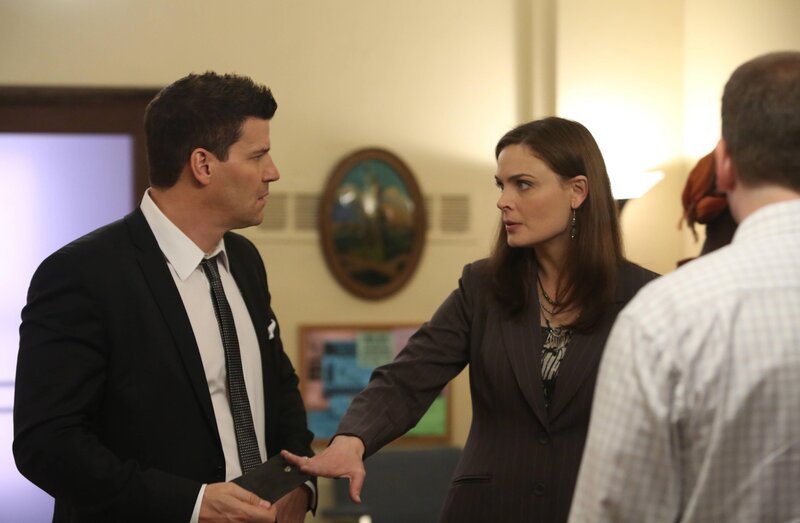 Booth (David Boreanaz) und Brennan (Emily Deschanel) – Bild: Fox