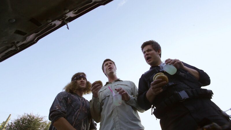 (v.l.n.r.) Blake Henderson (Blake Anderson); Anders Holmvik (Anders Holm); Adam DeMamp (Adam DeVine) – Bild: Comedy Central