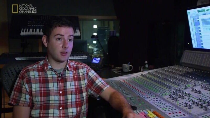 Betreten Sie die EA-Fabrik in Burnaby, Kanada, und erfahren Sie, wie die Entwickler von Videospielen den Fußball vom Spielfeld geholt und in ein virtuelles Meisterwerk verwandelt haben. – Bild: National Geographic