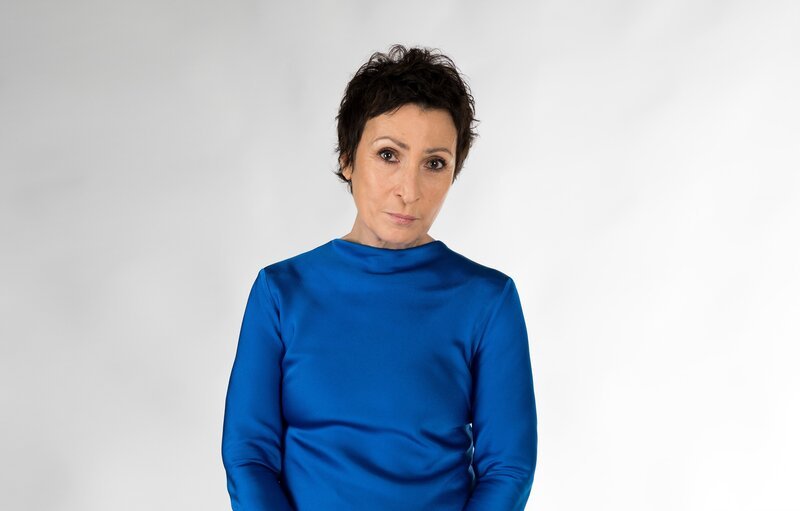 Renan Dermirkan übernimmt die Rolle der Ceyda Kilic, der Großmutter von Dilay. – Bild: ARD/​Nicole Manthey /​ ARD-Programmdirektion