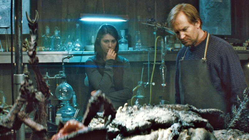 Kate (Mary Elizabeth Winstead) und Sander (Ulrich Thomsen) – Bild: RTL II Kate (Mary Elizabeth Winstead) und Sander (Ulrich Thomsen) – Bild: RTL II