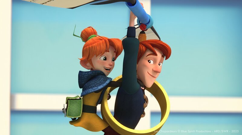 Arrietty und Paul haben den Ring erbeutet. – Bild: SWR/​Blue Spirit Productions