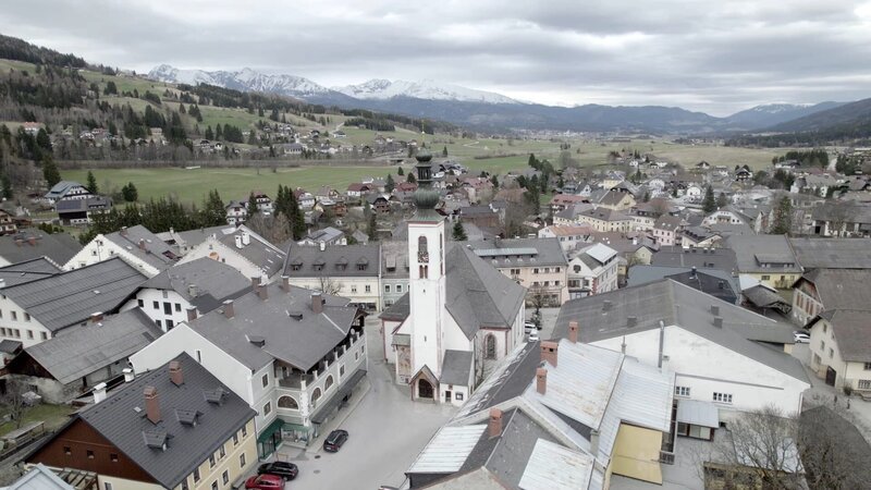 Mauterndorf von oben – Bild: ServusTV /​ Christian Schlicht /​ Mabon Film /​ Hanna Jörgner