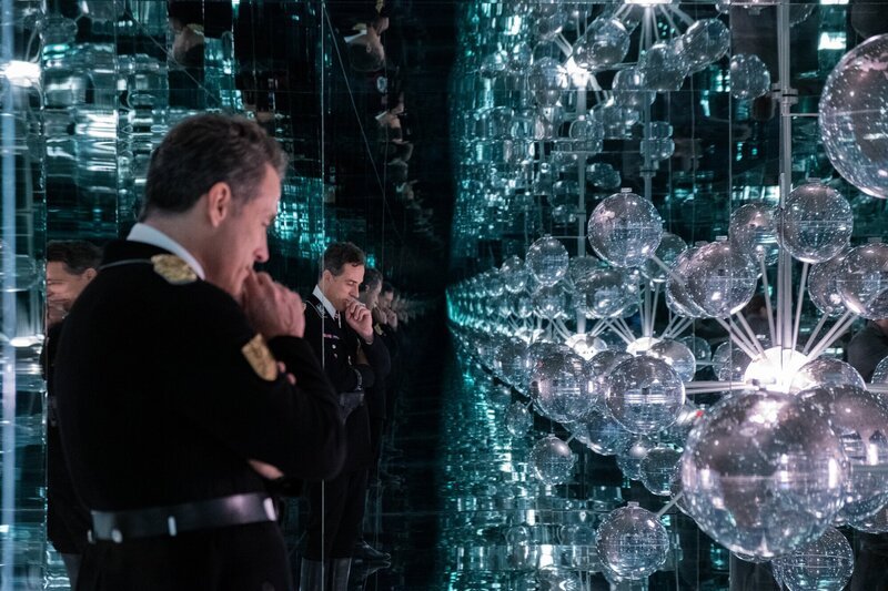 Obergruppenführer John Smith (Rufus Sewell, vorne l.) – Bild: Amazon Studios