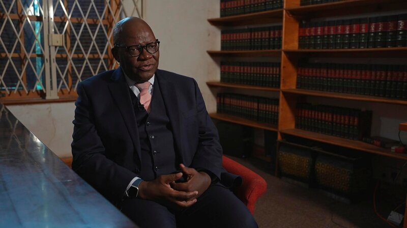 Tendai Biti, ehemaliger Finanzminister von Simbabwe. – Bild: WDR
