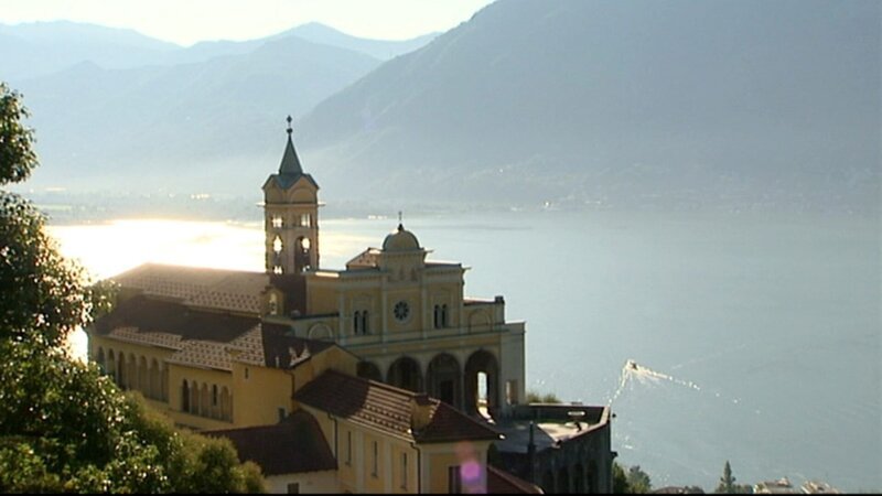 Kirche von Madonna del Sasso am Lago Maggiore. – Bild: ORF