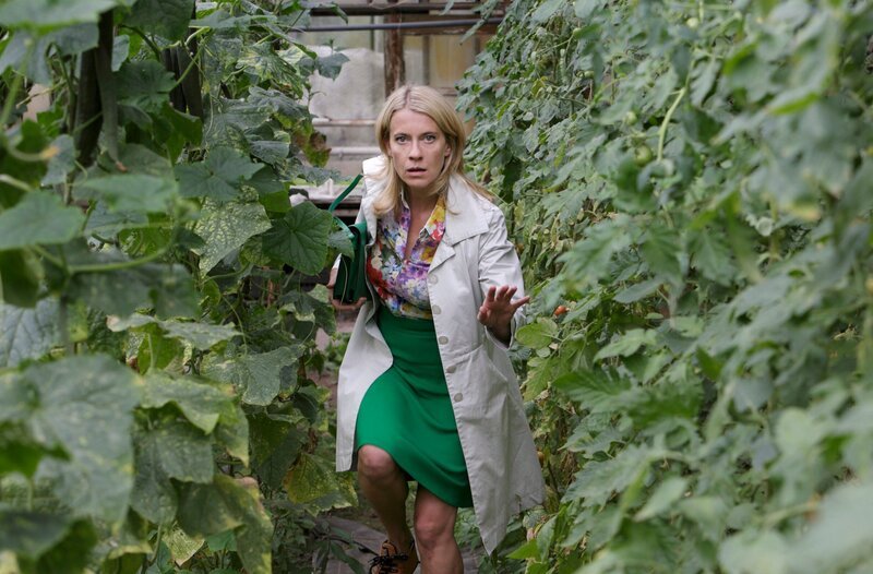 Eine Spur führt Sophie Haas in die Gärtnerei Schönfelder. – Bild: ARD/​Michael Böhme