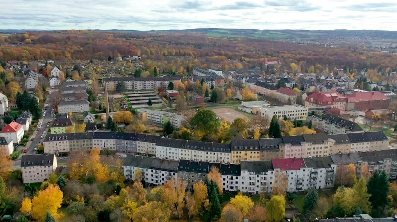 Die Großfamilie Goman hat inzwischen mehr als ein Duzend Immobilien in Chemnitz erworben – zum Teil mehrere in einer Straße – Bild: MDR