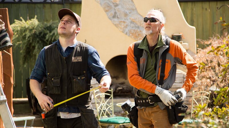 Daryl McDonald and Chuck McClellan at the Scottish Sky Garden Treehouse build in Tulsa, Oklahoma. – Bild: Discovery Communications