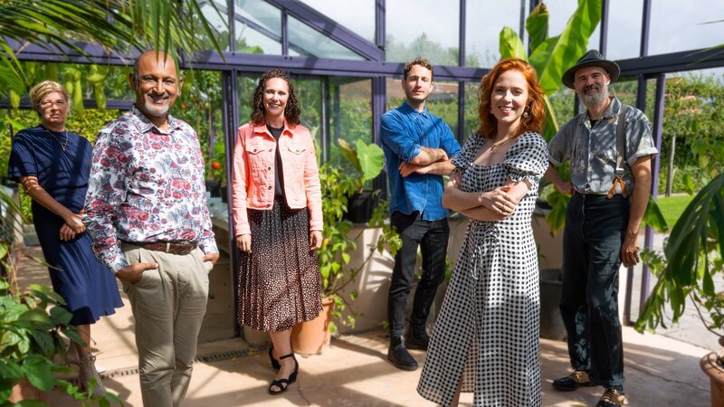 L-R: Helen, Manoj, Pip, Tom, Angela, Joel – Bild: Banijay Rights /​ Banijay Rights: Your Garden, Mad /​ Banijay Rights