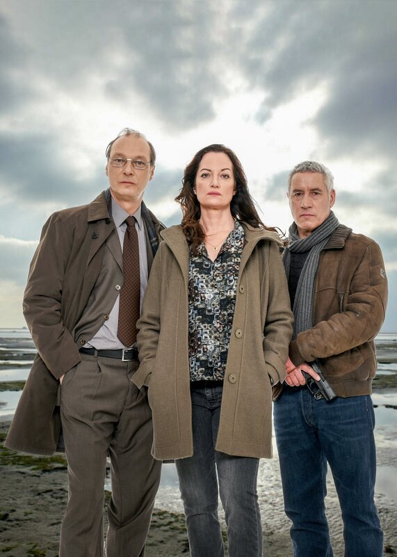 Das Ermittler-Team: Arne Brauner (Martin Brambach, l.), Jana Winter (Natalia Wörner, M.) und Matthias Hamm (Ralph Herforth, r.). – Bild: ORF