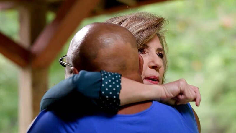 Kelly Siegler hat gute Nachrichten für die Familie des Opfers. – Bild: RTL /​ Magical Elves, LP and Wolf Reality, LLC.