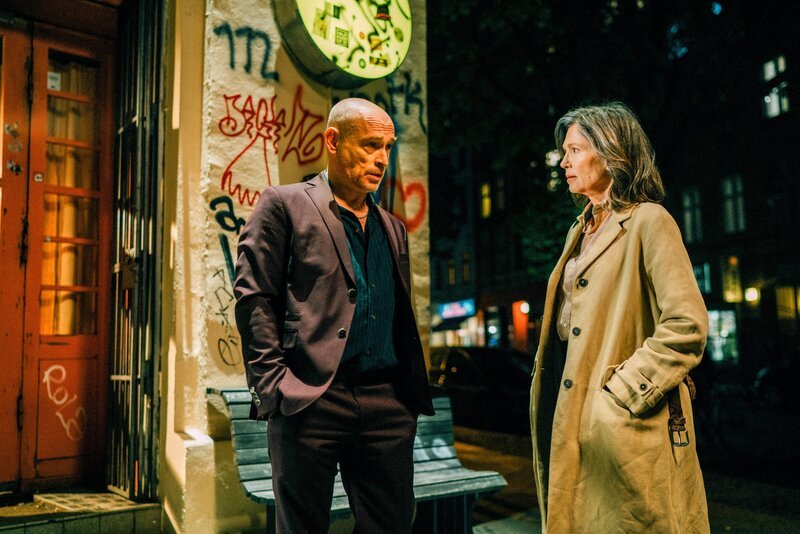 Johannes Krisch (Damir Mitkovic), Iris Berben (Freya Becker). – Bild: ORF 2