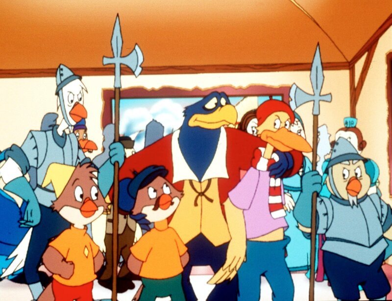 „Die Jagd nach dem Kju Wang“, Folge „Der Doppelgänger“: Tricky und Ganoven-Plan auf dem Marktplatz. – Bild: ORF/​EBU