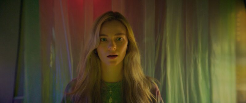 Tara (Leah McNamara) – Bild: Stephanie Kulbach /​ Sky Studios /​ Die Verwendung ist nur bei redaktioneller Berichterstattung im Rahmen einer Programmankündigung ab 2 Monate vor der ersten Auss /​ © Sky UK Ltd