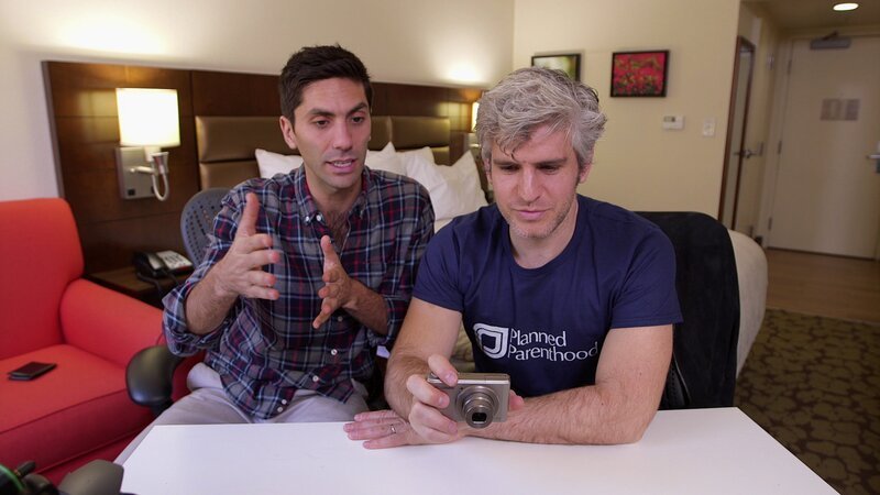 L-R: Nev, Max – Bild: Paramount