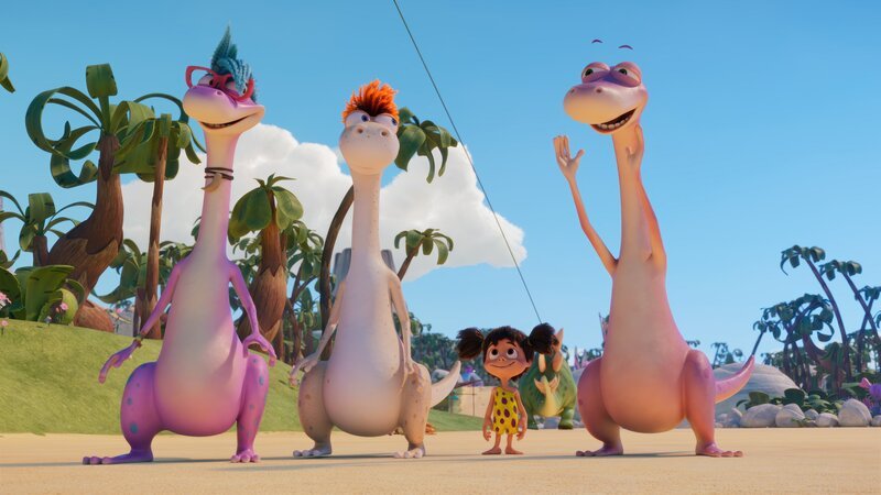 Minus Drei und seine Freunde rufen Frau Krätzig einen „Schönen Urlaub“ nach. – Bild: ZDF/​M.A.R.K.13/​TRIKK17/​Fabrique d’image