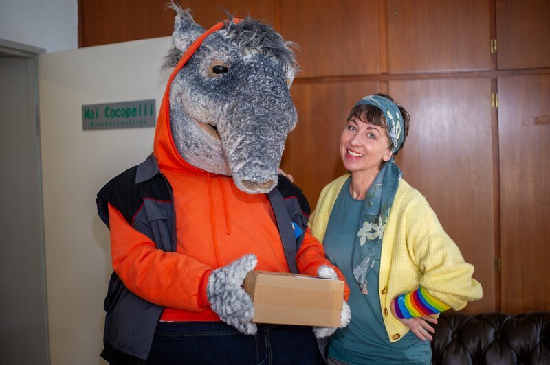 TanzTapir mit Mai Cocopelli – Bild: KiKA/​MingaMedia/​Ron Bergmann