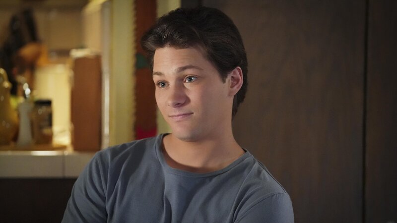 George Cooper Jr. (Montana Jordan) – Bild: MAX Hungary