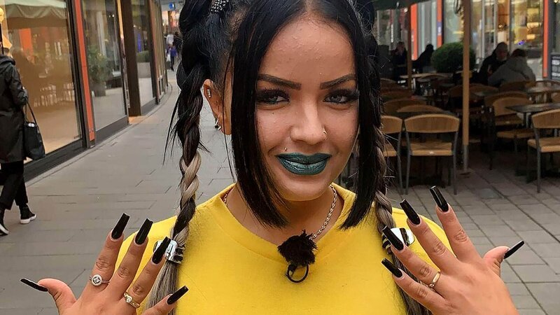 Kandidatin Laura – Bild: RTL /​ Constantin Ent.