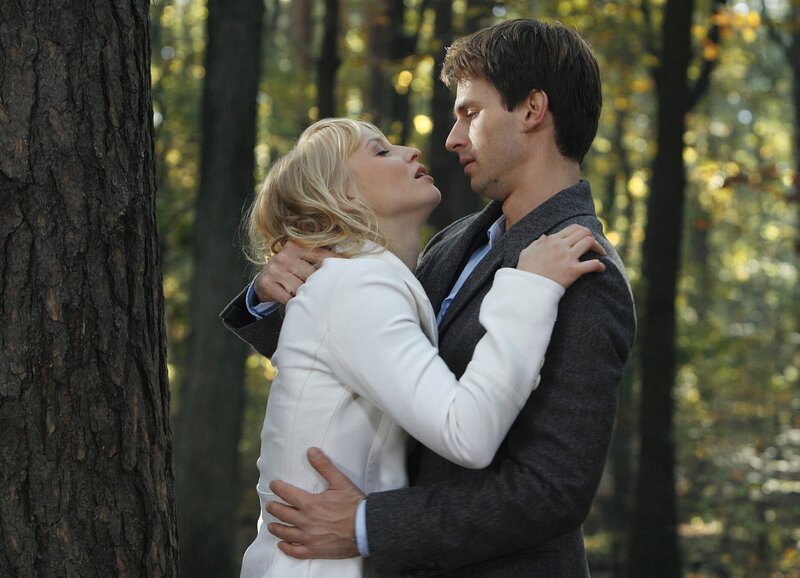 Wege zum Glück Kapitel 523 Staffel 1, Episode 523 Nora lässt Simon in dem Glauben, dass sie sich umbringen wollte.: Anja Boche als Nora, David Kramer als Simon – Bild: SRF