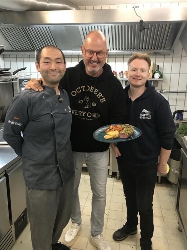 Frank Rosin(m.), Alexander Schalber-Müller(r.) – Bild: Kabel Eins