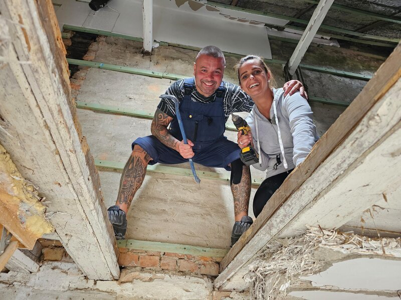 Tim und Karo  +++ Die Verwendung des sendungsbezogenen Materials ist nur mit dem Hinweis und Verlinkung auf RTL+ gestattet. – Bild: RTL