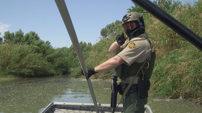 THE RIO GRANDE BORDER, TEXAS – The US Border Patrol’s Riverine Unit. – Bild: National Geographic Channels