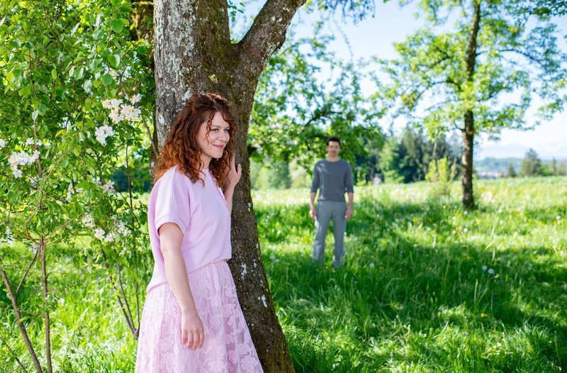 Johanna Graen (Fanny Schätzl), Anthony Paul (Kilian Rudloff). – Bild: ORF/​ARD/​Christof Arnold