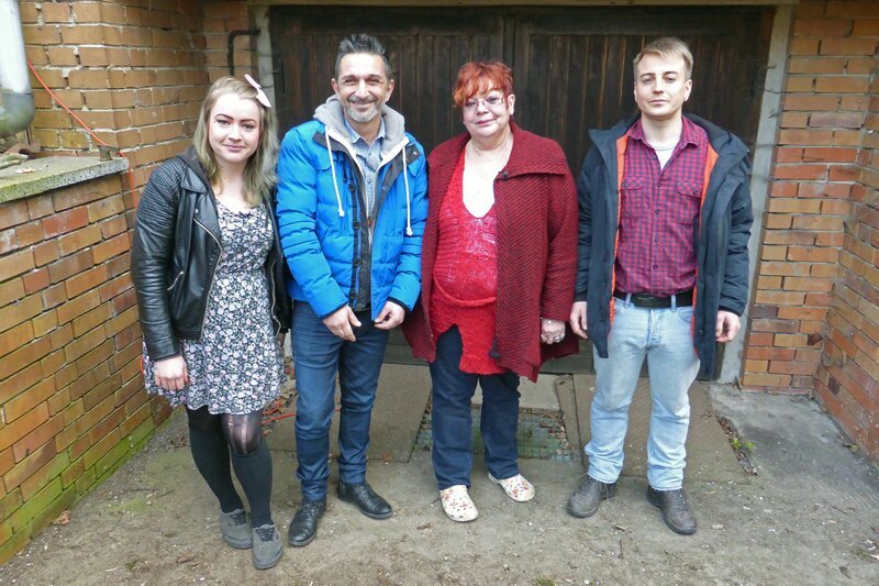 Teambild_v.li. Deborah Block, Experte Mauro Corradino, Petra Block und Marco Jarzowski – Bild: RTL II