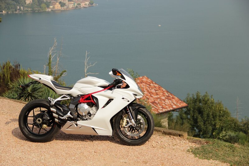 Das Unternehmen der Motorradmarke „MV Agusta“ befindet sich seit 2010 wieder in Besitz der Familie Castiglioni. – Bild: Cry Havoc Productions/​NGC