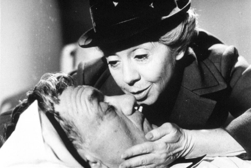 L-R: Kurt Scholz (Joseph Offenbach), Käthe Scholz (Inge Meysel) – Bild: Studio Hamburg